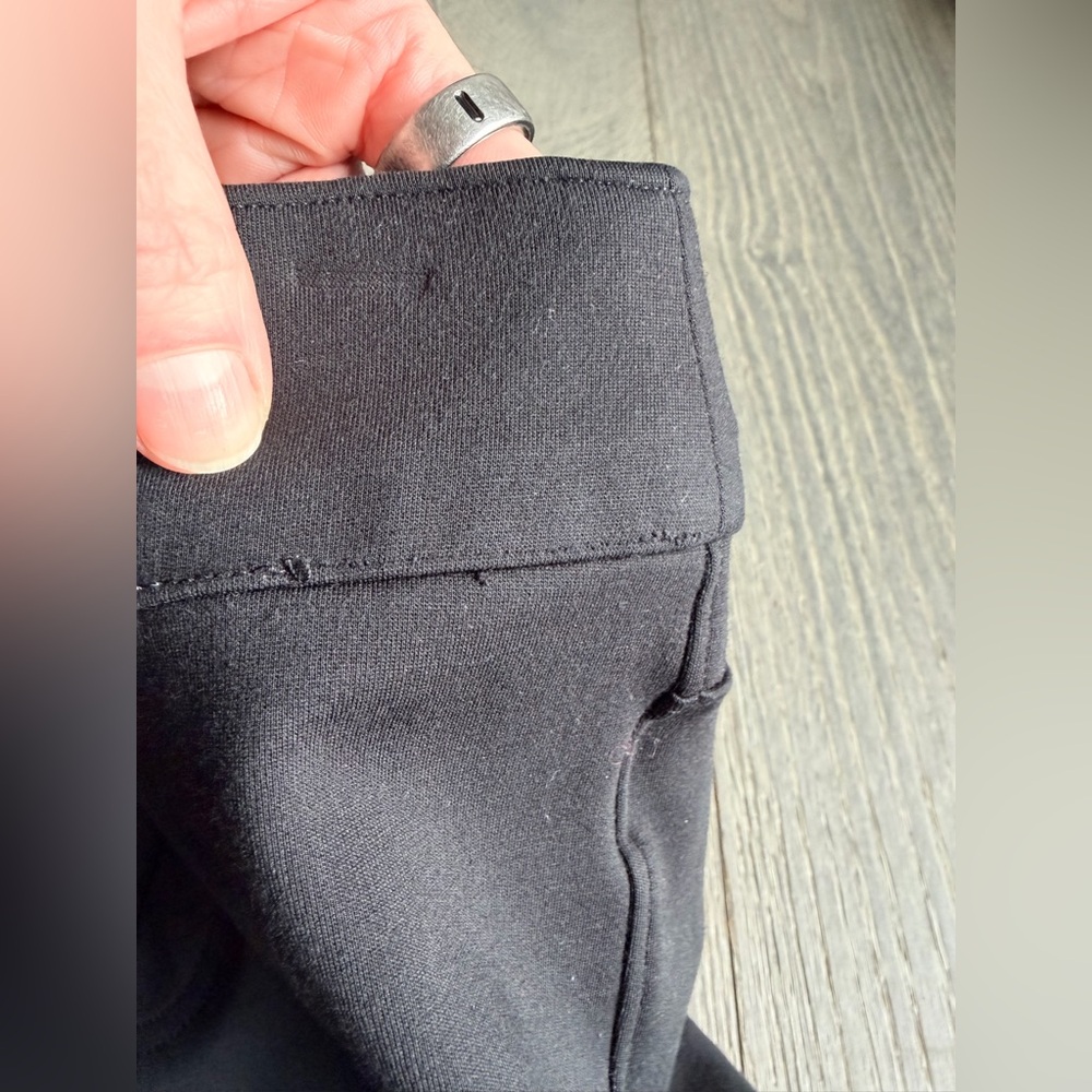 Spanx Flare Stretch Pants in Black Size Medium - Picture 3 of 8